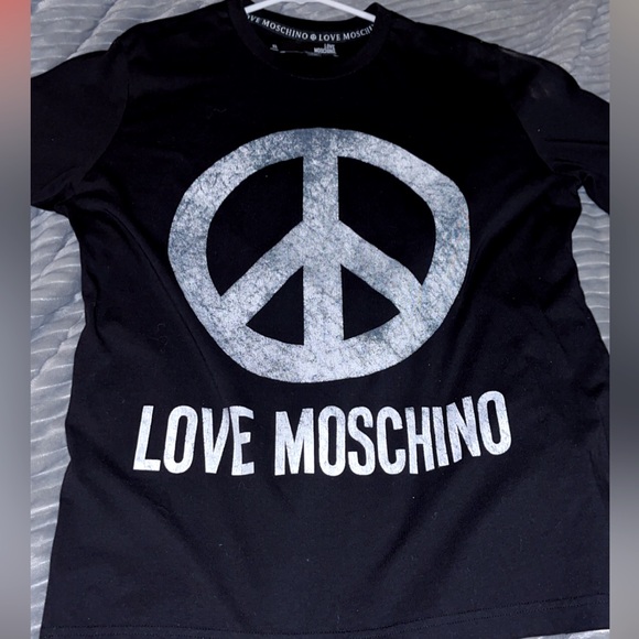 LOVE MOSCHINO UNISEX PEACE SHIRT - Picture 1 of 8